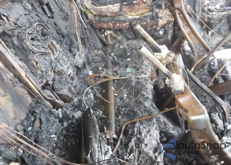 2022 Cadillac Xt5 Fwd Premium Luxury z USA, uszkodzony, nr VIN 1GYKNCRS1NZ148431